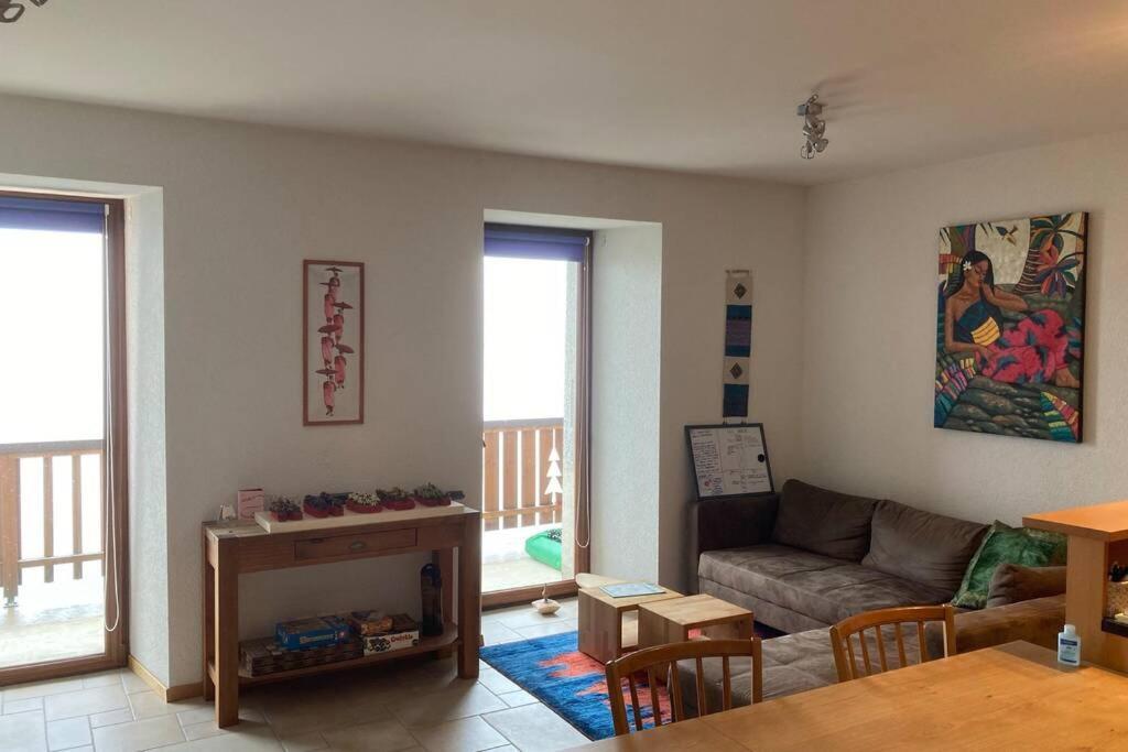 Bel Appartement 2.5 Pieces Avec Balcon, Magnifique Vue Sur Le Glacier Des Grands Finhaut Kültér fotó